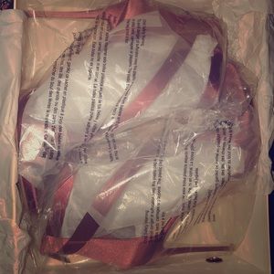 Brand New never before worn Vince Camuto Heels!!